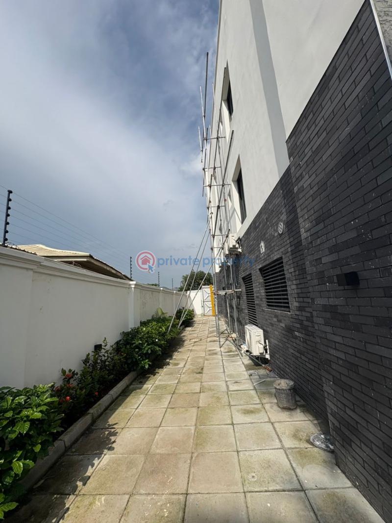 1 bedroom Flat & Apartment For Rent Gwarimpa Abuja Phase 3  - 0