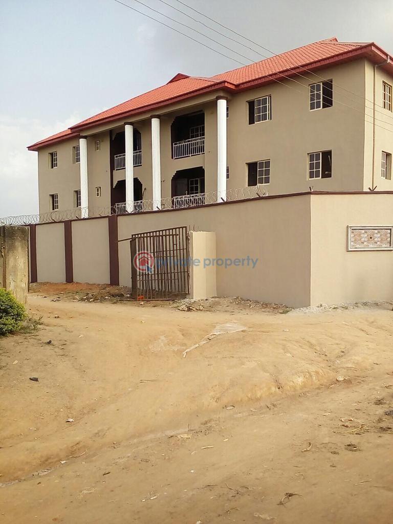 3 bedroom Block Of Flats For Sale Giwa, Oke Aro Agbado Ifo Ogun - 1