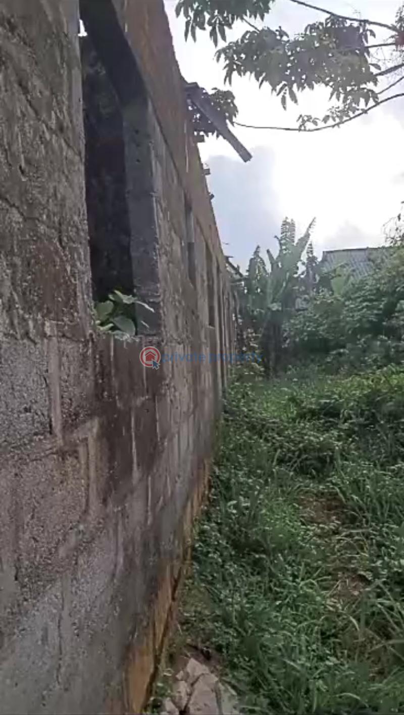 Mixed use Land For Sale Agbor Road Before Winners Church Benin City Benin Edo - 2