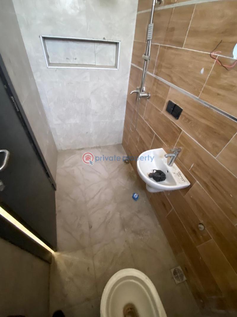 3 bedroom Block Of Flats For Sale Periwinkle Estate Lekki Phase 1 Lagos Lekki Phase 1 Lagos - 3