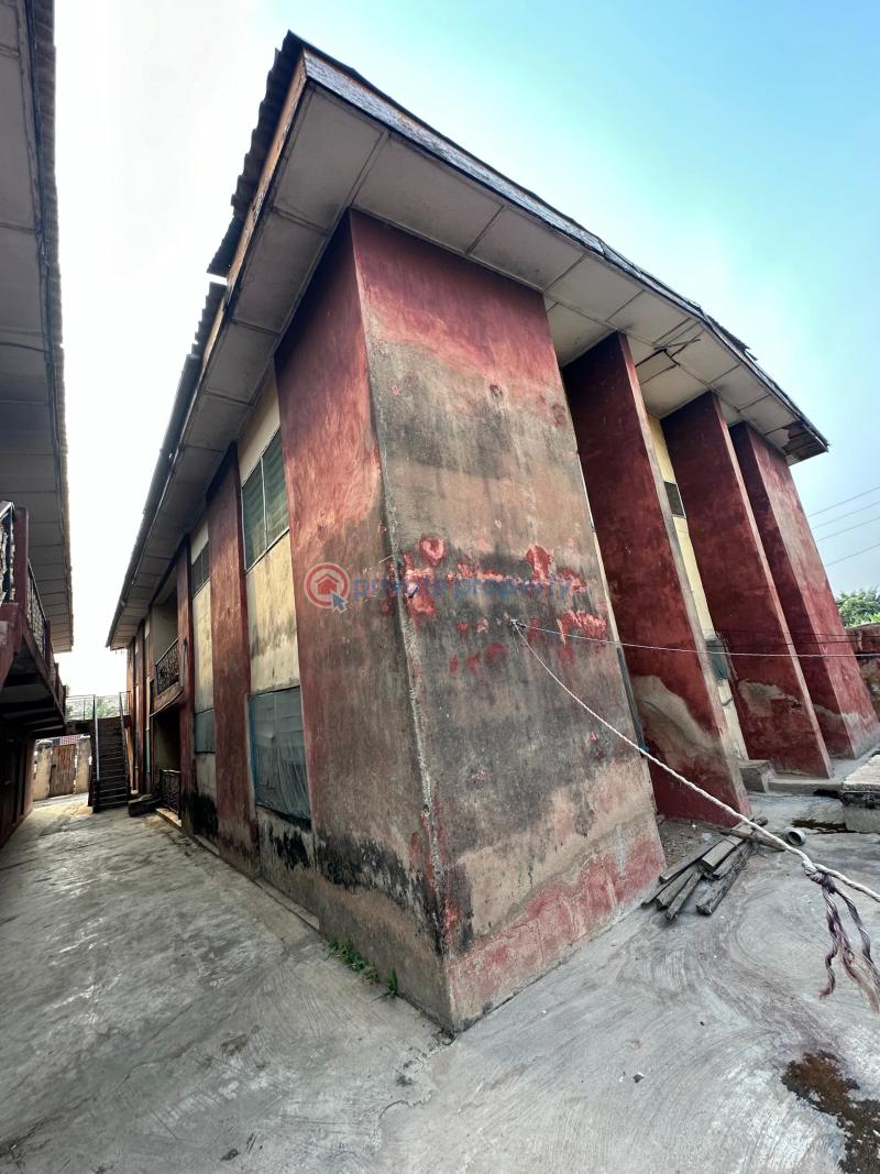 2 bedroom Block Of Flats For Sale Jankata Akala Express Ibadan Oyo - 8