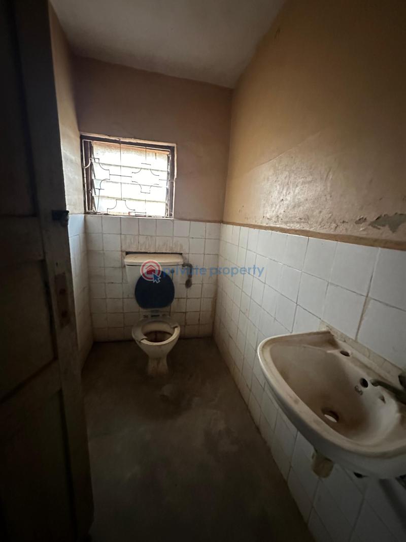 2 bedroom Block Of Flats For Sale Jankata Akala Express Ibadan Oyo - 6
