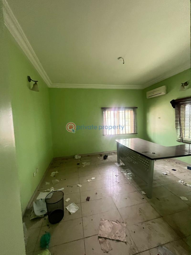 3 bedroom House For Sale Wuse II Abuja Phase 1  - 3