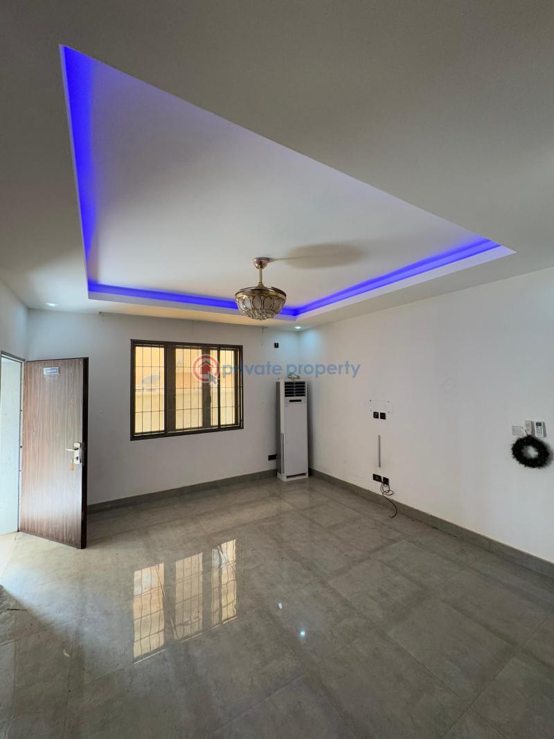 2 bedroom Block Of Flats For Sale Jahi Abuja Phase 2  - 2