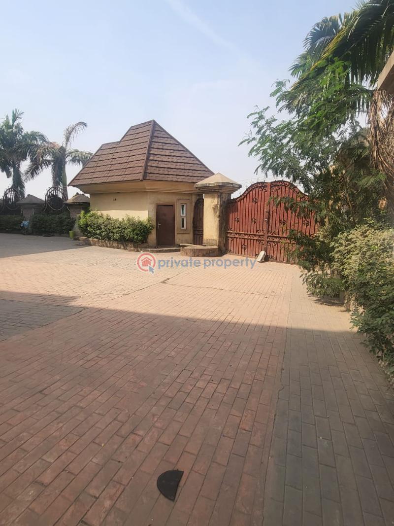3 bedroom House For Sale Karmo Abuja Phase 3  - 3