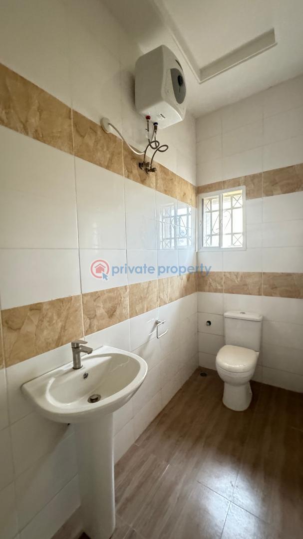 3 bedroom Block Of Flats For Sale Kaura Abuja Phase 2  - 2