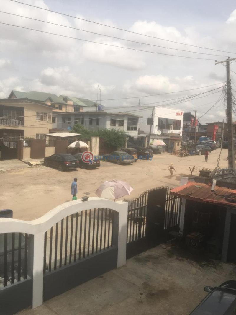 3 bedroom Block Of Flats For Sale Ifako-Gbagada Lagos - 9