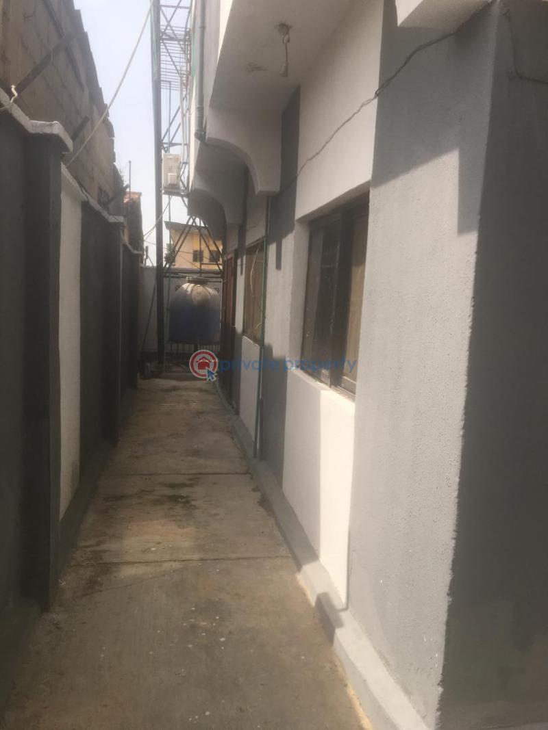 3 bedroom Block Of Flats For Sale Ifako-Gbagada Lagos - 3