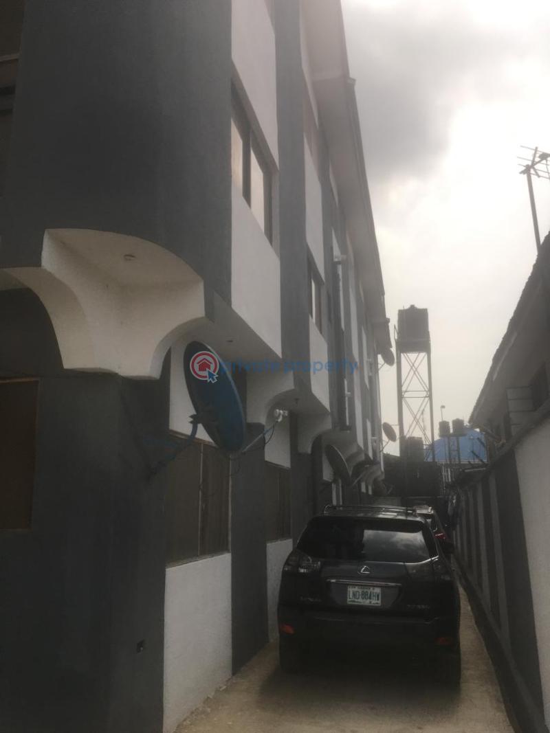 3 bedroom Block Of Flats For Sale Ifako-Gbagada Lagos - 20
