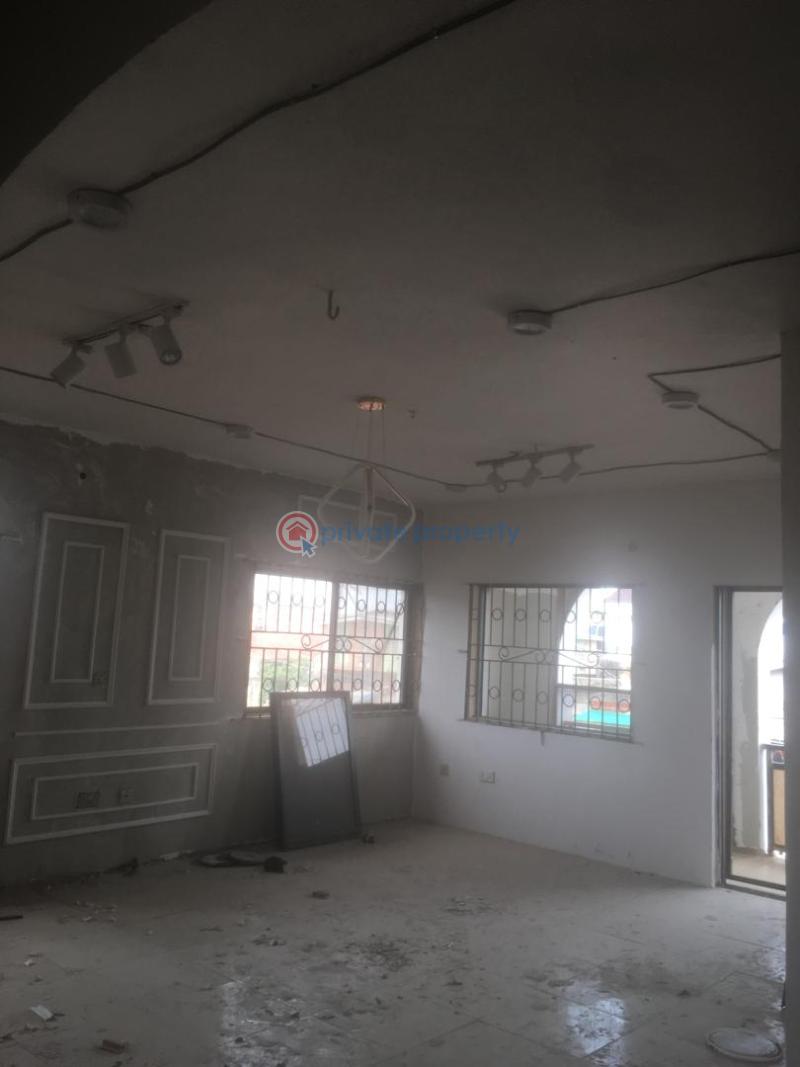 3 bedroom Block Of Flats For Sale Ifako-Gbagada Lagos - 8