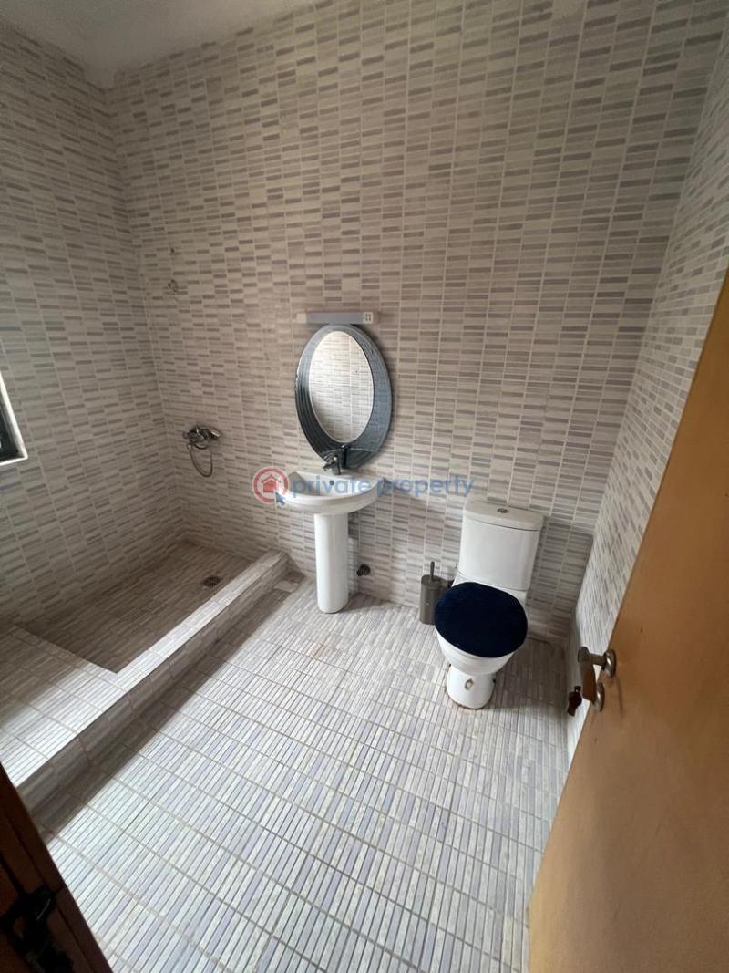 4 bedroom Terraced Duplex For Sale Toby Danny, Richmond Estate Lekki Phase 1 Lagos - 4