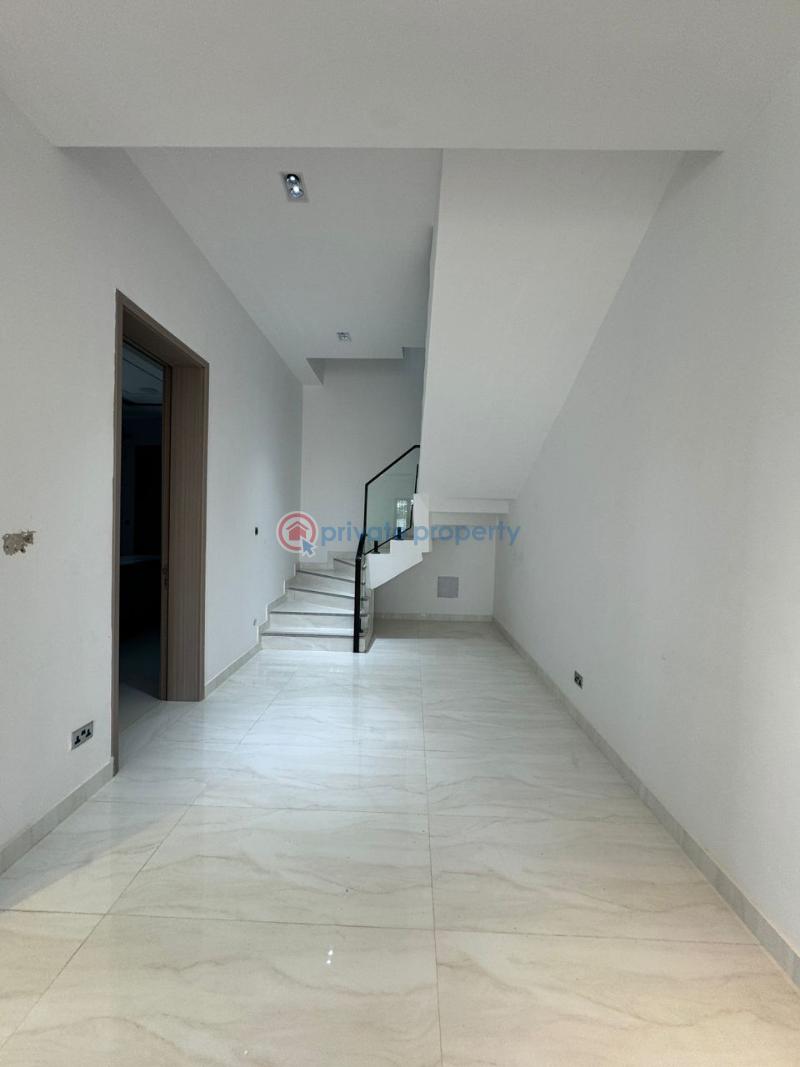 5 bedroom House For Sale Lekki Lagos - 5