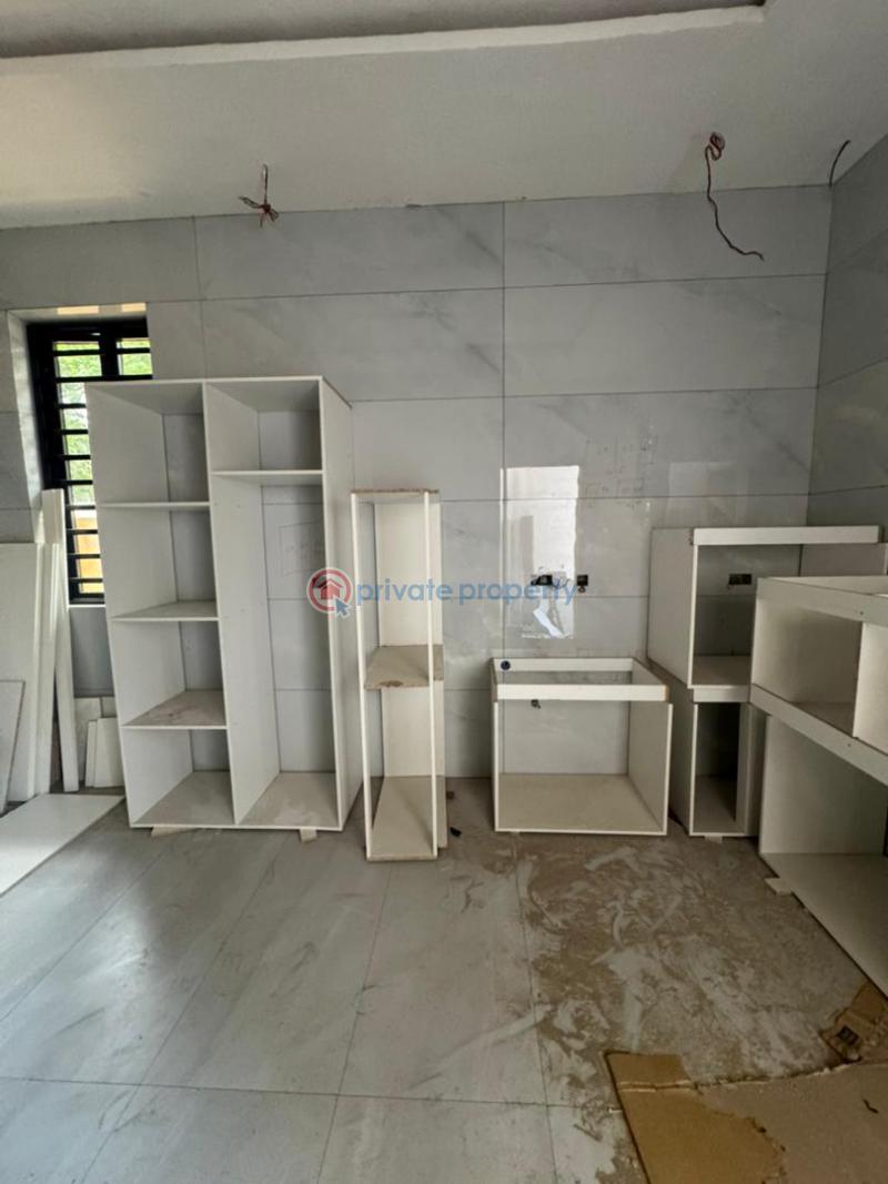 6 bedroom House For Sale Victoria Island Lagos - 2