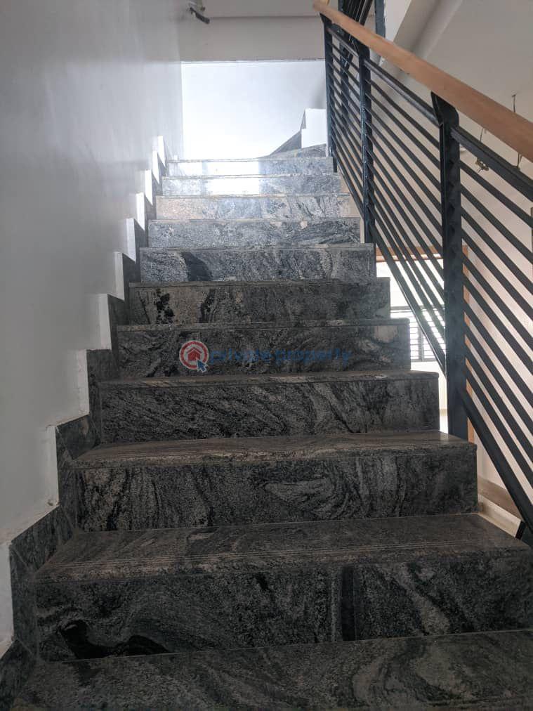 4 bedroom Duplex For Sale Okupe Estate Maryland Ikeja Lagos - 1