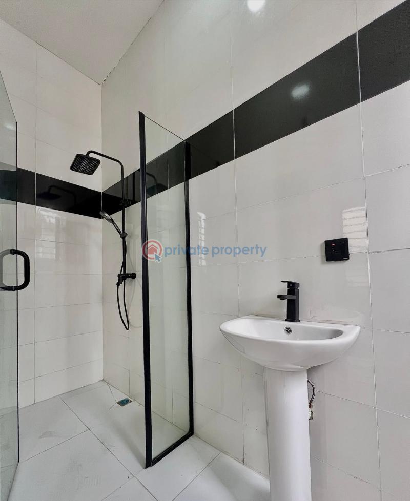4 bedroom Detached Duplex For Sale Idado Lekki Lagos - 14
