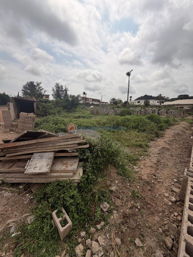 Land For Sale Oba Adeshida Str, Iyanganku Gra, Ibadan Ibadan Oyo - 1