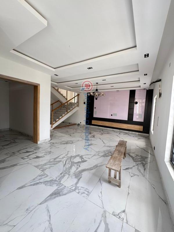 Beautiful 5bedroom fully detached house with pool - 3 5 bedroom Detached Duplex For Sale Osapa London Lekki Lagos - 3