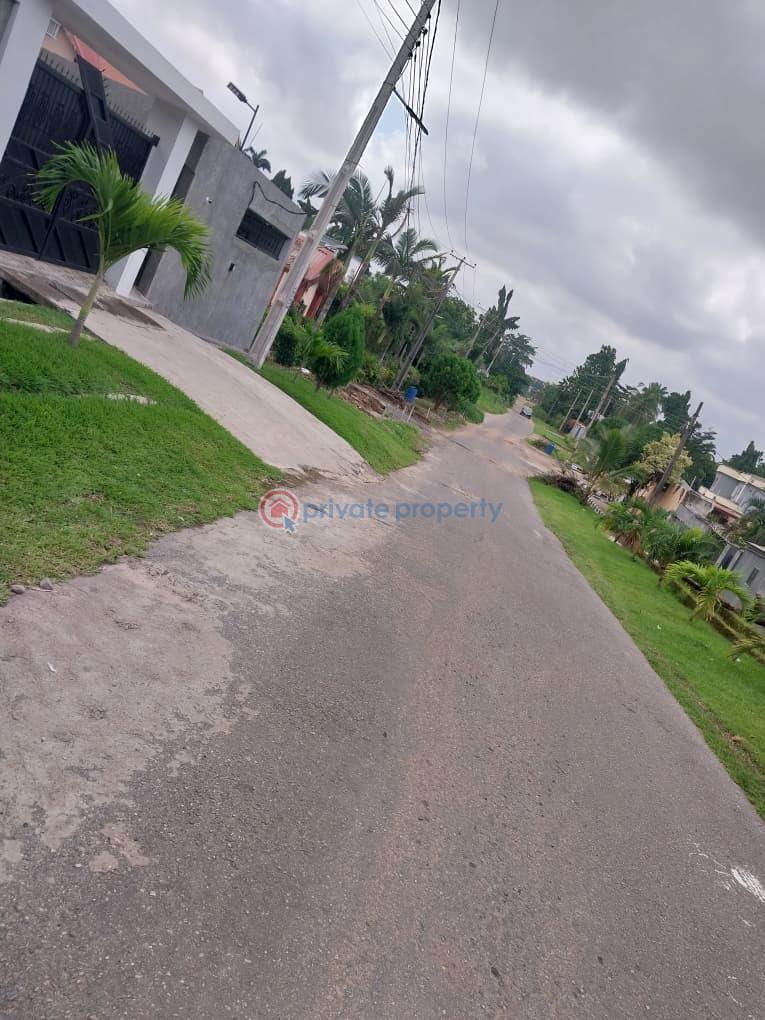 Land For Sale  Oba Adesida Inside Iyaganku Gra *, Ibadan Ibadan Oyo - 1