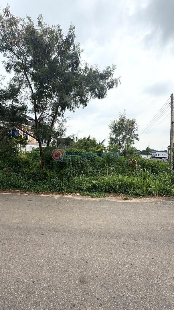 Land For Sale Carlton Gate Gra, Akobo Ibadan. Ibadan Oyo - 0