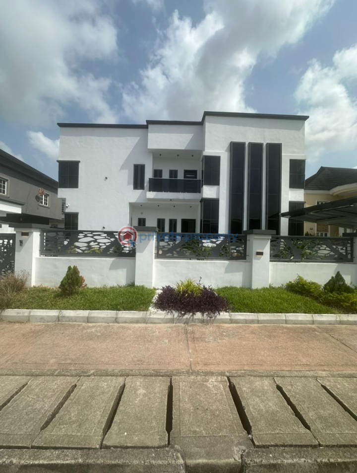 5 bedroom Duplex For Sale Located Inside An Estate, Well Interlocked, Constant Light, Good Road Access Ajah Lagos - 1