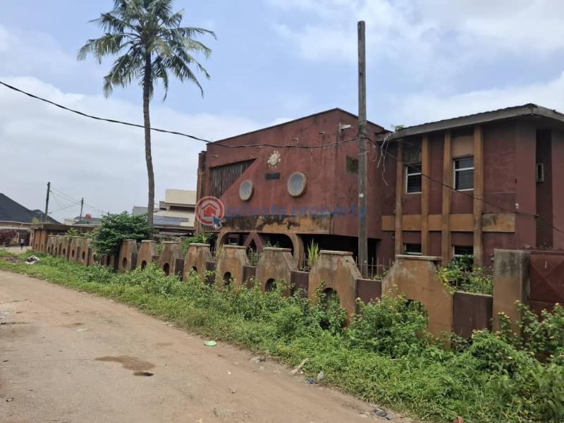 4 bedroom House For Sale Oladimeji Neighborhood, New Bodija. Bodija Ibadan Oyo - 1