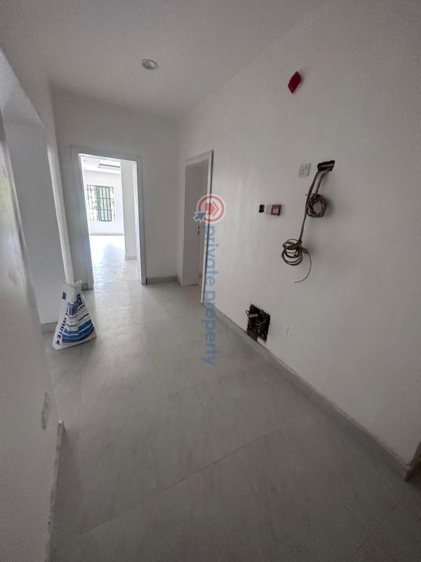 3 bedroom Flat & Apartment For Rent Victoria Island Lagos - 4