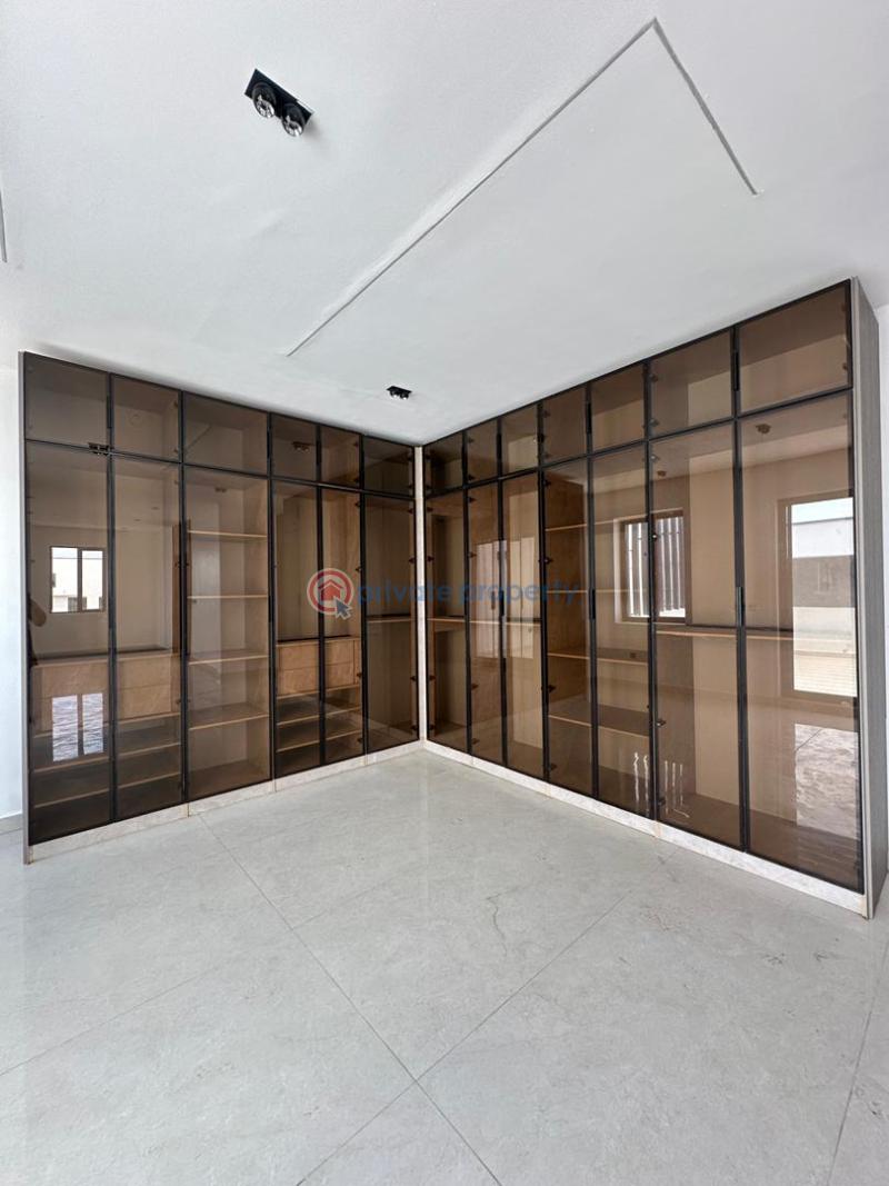 6 bedroom Detached Duplex For Sale Admiralty Way Lekki Phase 1 Lagos - 4