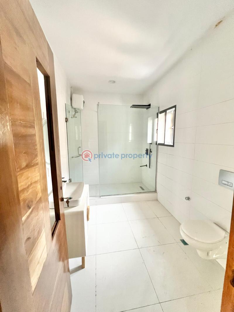 6 bedroom Detached Duplex For Sale Lekki Phase 1 Lagos - 2