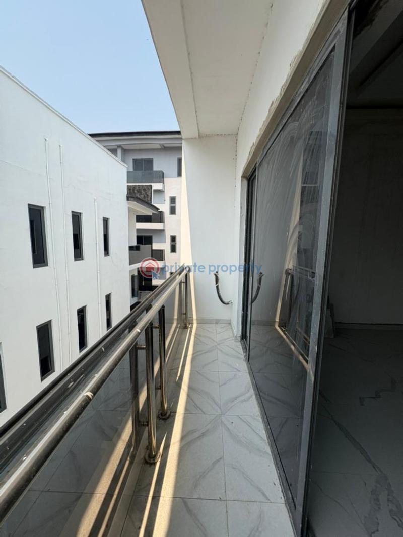 7 bedroom House For Sale Lekki Lagos - 22