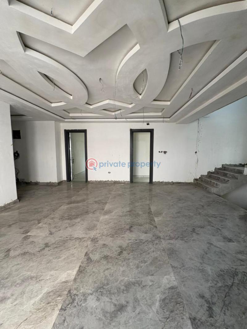 7 bedroom House For Sale Lekki Lagos - 4