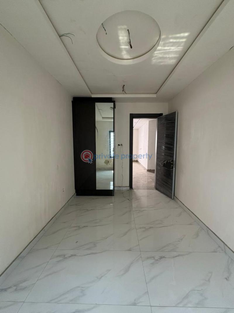 7 bedroom House For Sale Lekki Lagos - 15