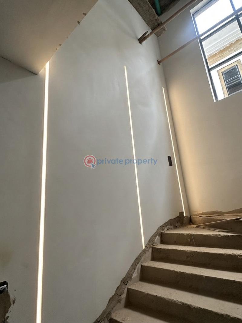7 bedroom Duplex For Sale Magodo GRA Phase 2 Kosofe/Ikosi Lagos - 1