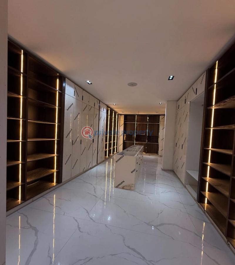 7 bedroom Detached Duplex For Sale Wuye Abuja Phase 2  - 5