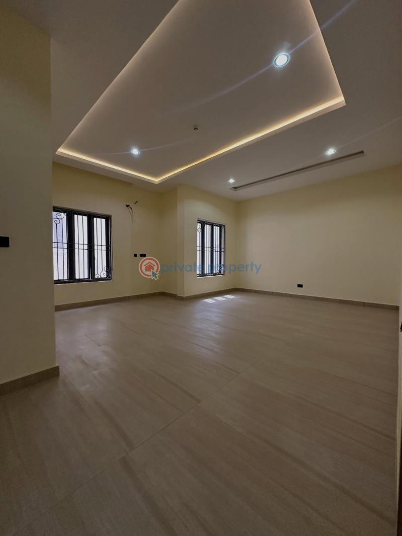 7 bedroom Detached Duplex For Sale Guzape Abuja Phase 1  - 15