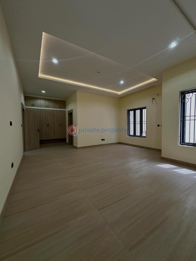 7 bedroom Detached Duplex For Sale Guzape Abuja Phase 1  - 13