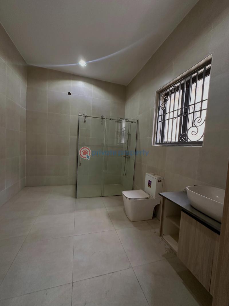 7 bedroom Detached Duplex For Sale Guzape Abuja Phase 1  - 10