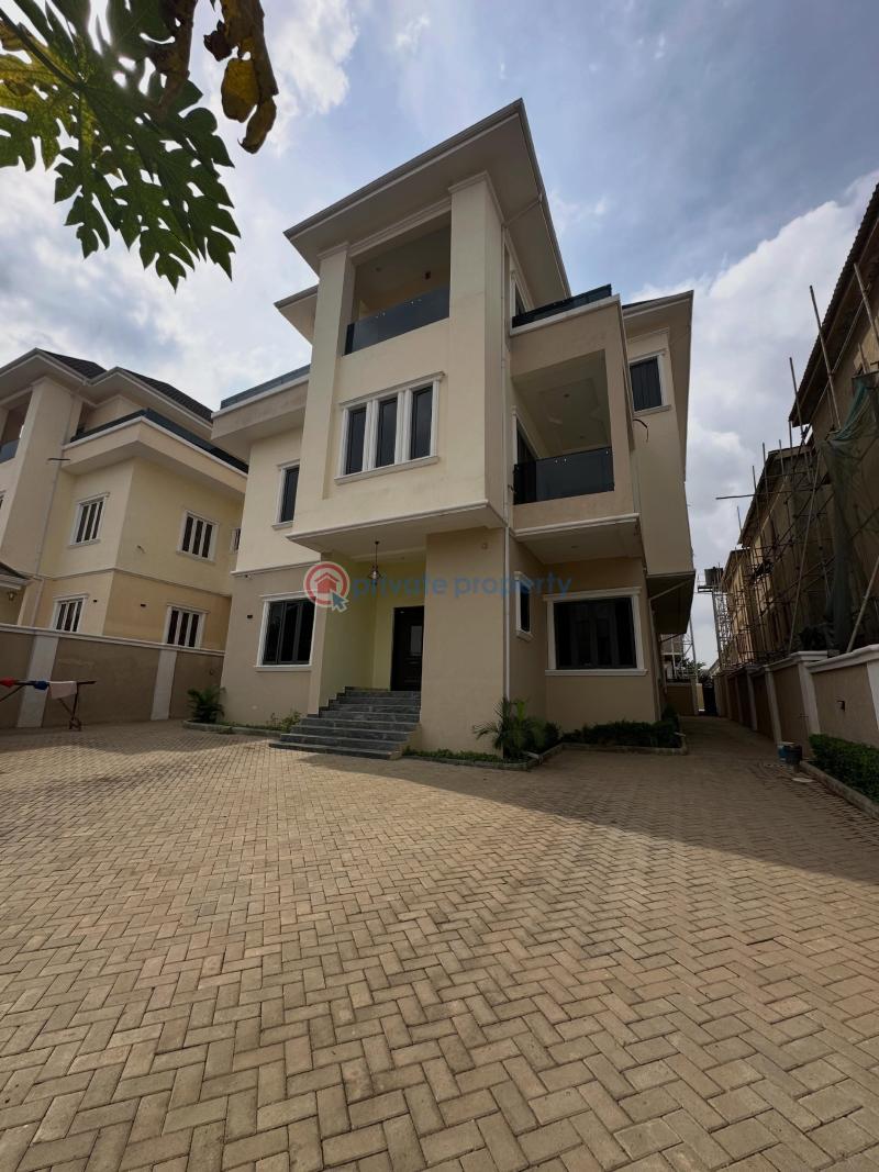7 bedroom Detached Duplex For Sale Guzape Abuja Phase 1  - 1