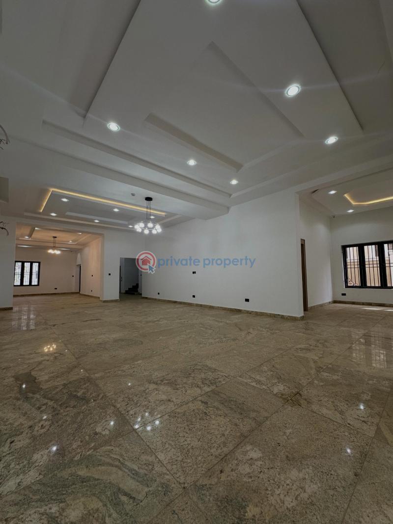 7 bedroom Detached Duplex For Sale Guzape Abuja Phase 1  - 5