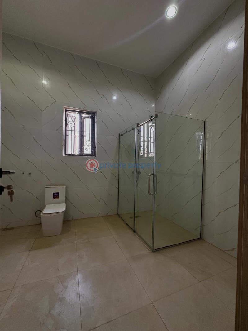 7 bedroom Detached Duplex For Sale Guzape Abuja Phase 1  - 18
