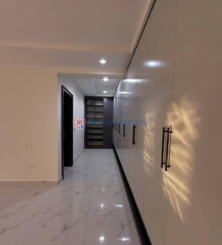 7 bedroom Detached Duplex For Sale Karsana Abuja Phase 3  - 3