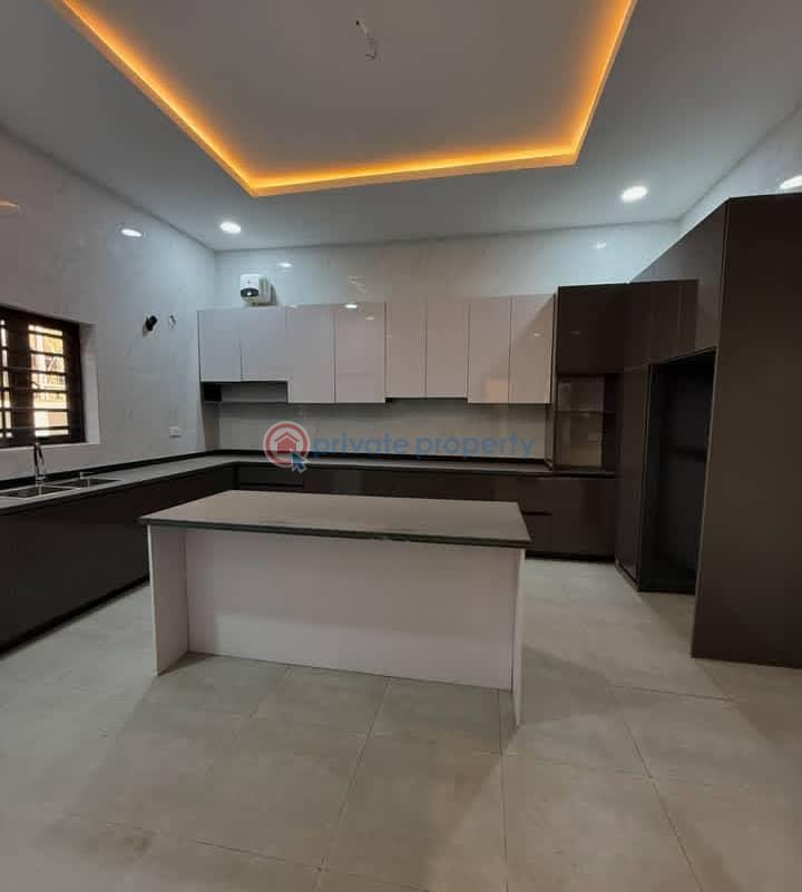 7 bedroom Detached Duplex For Sale Karsana Abuja Phase 3  - 5