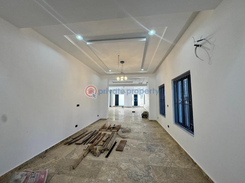 7 bedroom Detached Duplex For Sale Guzape Abuja Phase 1  - 1