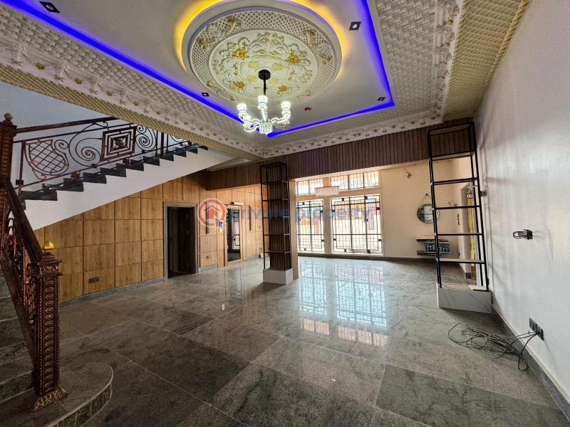 7 bedroom Detached Duplex For Sale Guzape Abuja Phase 1  - 11