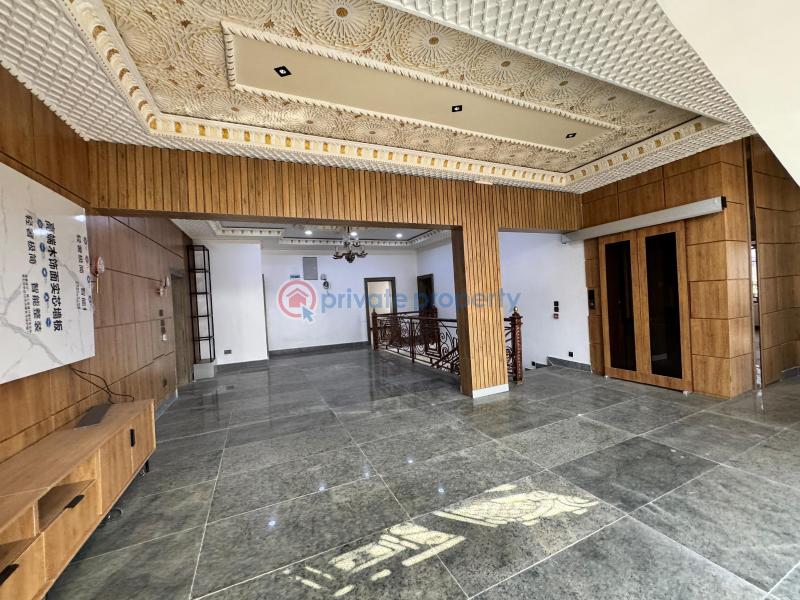 7 bedroom Detached Duplex For Sale Guzape Abuja Phase 1  - 5