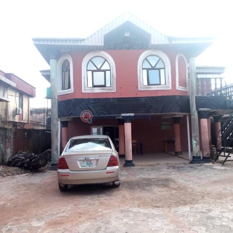 7 bedroom House For Sale Iyayi Close, Off 1st Ugbor Road Gra Oredo 