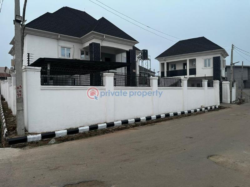 7 bedroom Detached Duplex For Sale Adeoje Estate, Akala Express, Oluyole Extension Akala Express Ibadan Oyo - 1