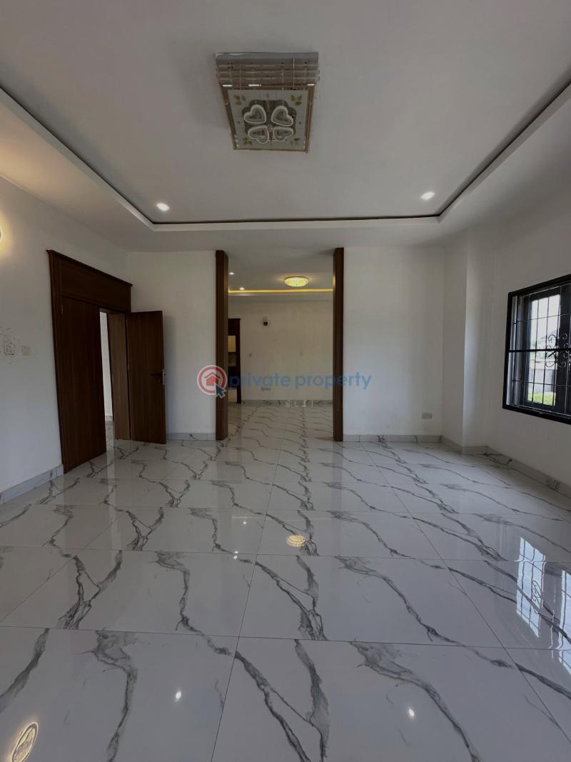 7 bedroom Detached Duplex For Sale Kaura Abuja Phase 2  - 4