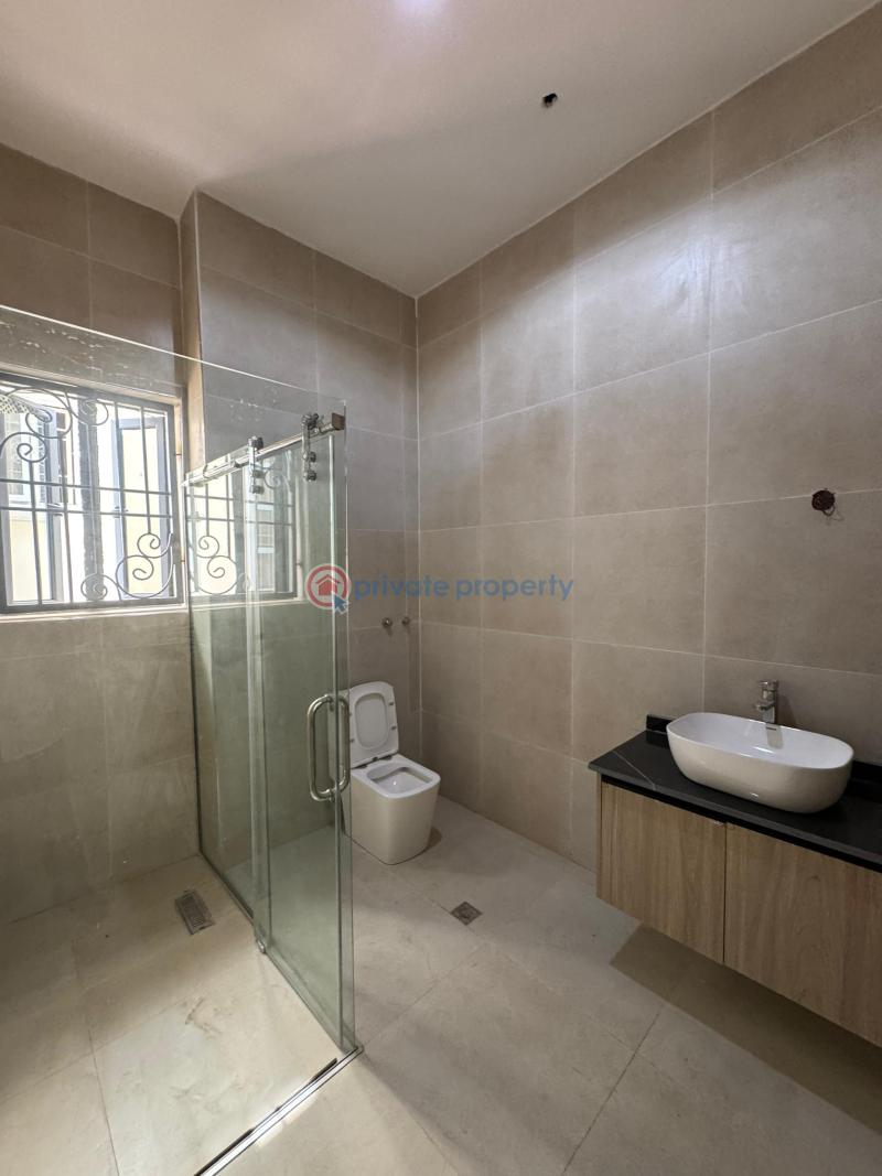 7 bedroom Detached Duplex For Sale Guzape Abuja Phase 1  - 8