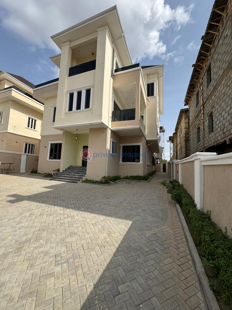 7 bedroom Detached Duplex For Sale Guzape Abuja Phase 1  - 3