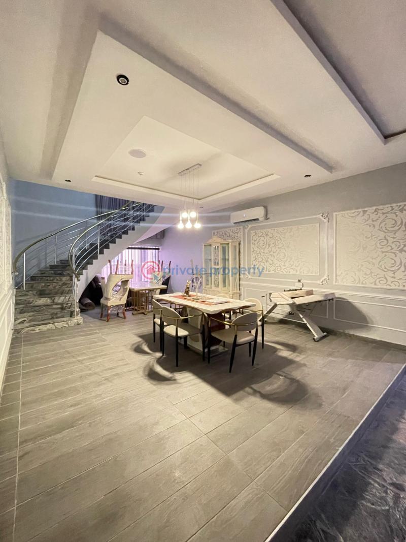 7 bedroom Detached Duplex For Sale Osapa Lekki Lagos - 2
